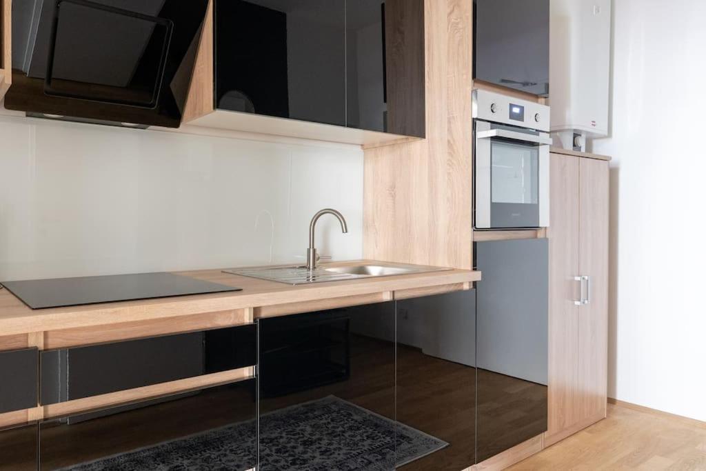 Glam 1br Suite, Easy Path By Hm Appartement